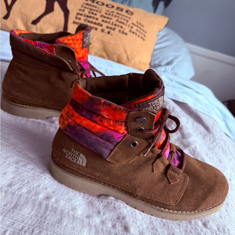 The North Face Heatseeker Insulated Brown Leather/Suede Top Fold Boots - Size 9